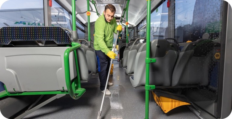 Fahrzeugreiniger/in